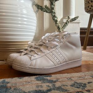 Adidas pro model men’s shoe